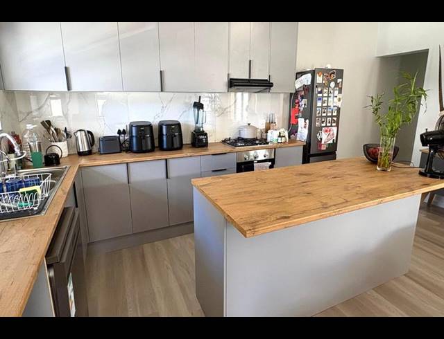 3 BEDROOM PROPERTY TO RENT IN CAPRI